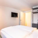 Lechner Living Apartments *