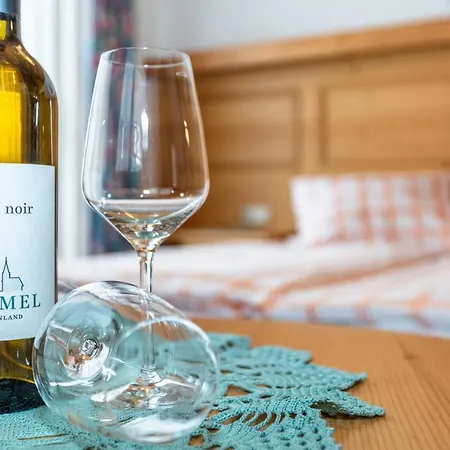 Πανσιόν Lechner Living