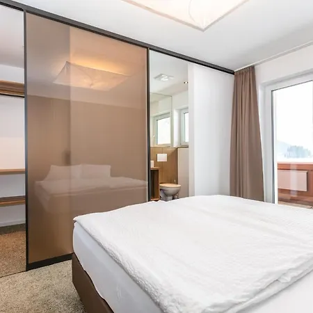 Lechner Living والد ام بينزاغو