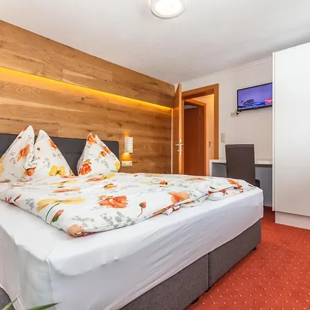 Lechner Living بيت ضيافة والد ام بينزاغو