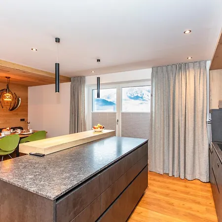 Lechner Living Apartments Guest house *