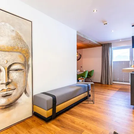 Lechner Living بيت ضيافة