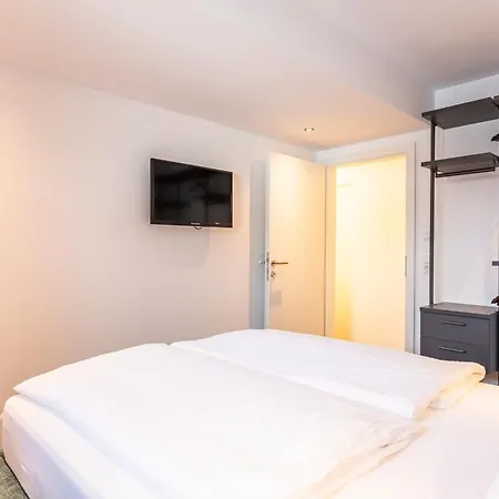Lechner Living 4*