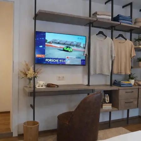 Lechner Living Гостевой дом *