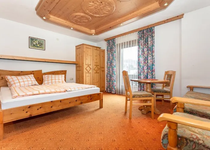 Lechner Living Гостевой дом