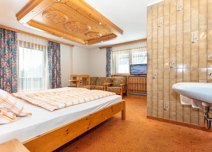 Lechner Living Гостевой дом